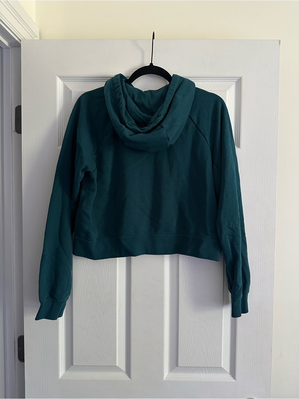 Size L Nike Women’s Cropped Fleece Hoodie Green Pullover Sweatshirt - Picture 4 of 7